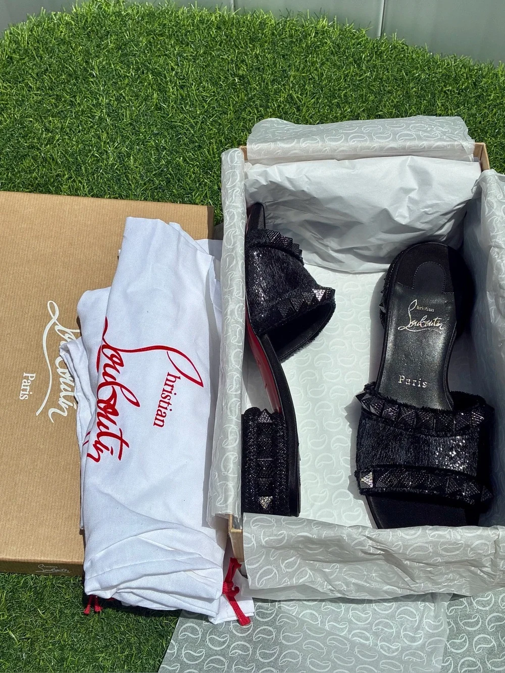 CHRISTIAN LOUBOUTIN PYRAMULE 30 SLIDE MULE SANDAL BLACK VELVET METAL STUDS SZ 38